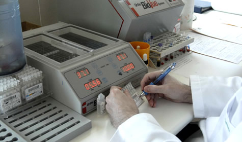 081104-laboratio-analisis-45057